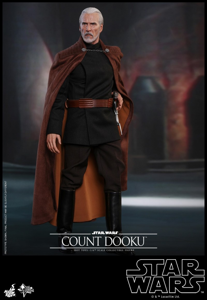 Hot Toys - Star Wars Episode II Attack of the Clones - Count Dooku Collectible .jpg Hot Toys - Star Wars Episode II Attack of the Clones - Count Dooku Collectible .jpg