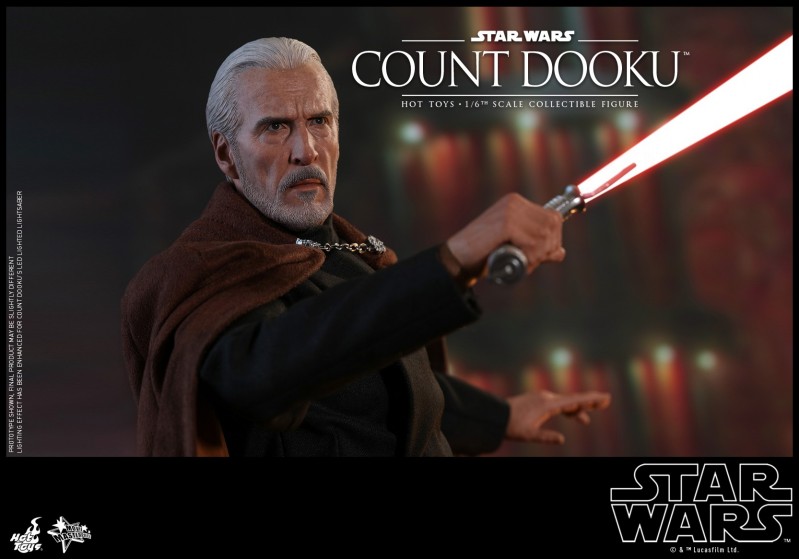 Hot Toys - Star Wars Episode II Attack of the Clones - Count Dooku Collectible .jpg Hot Toys - Star Wars Episode II Attack of the Clones - Count Dooku Collectible .jpg