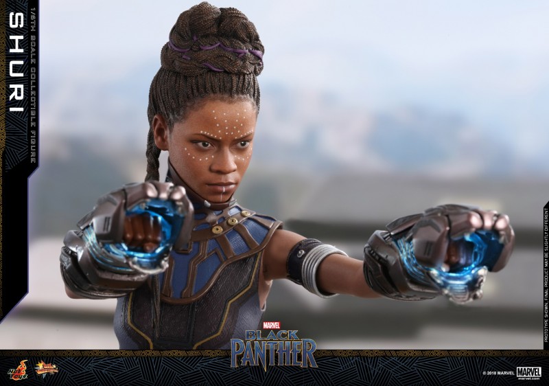 Hot Toys - Black Panther - Shuri collectible figure_PR15.jpg