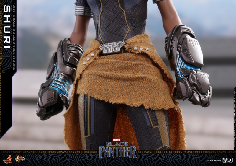 Hot Toys - Black Panther - Shuri collectible figure_PR24.jpg