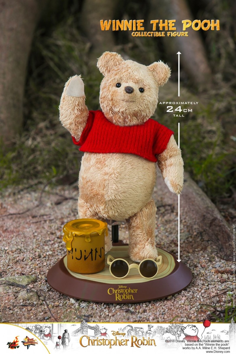 Hot Toys - Christopher Robin - Winnie the Pooh Collectible_PR5.jpg