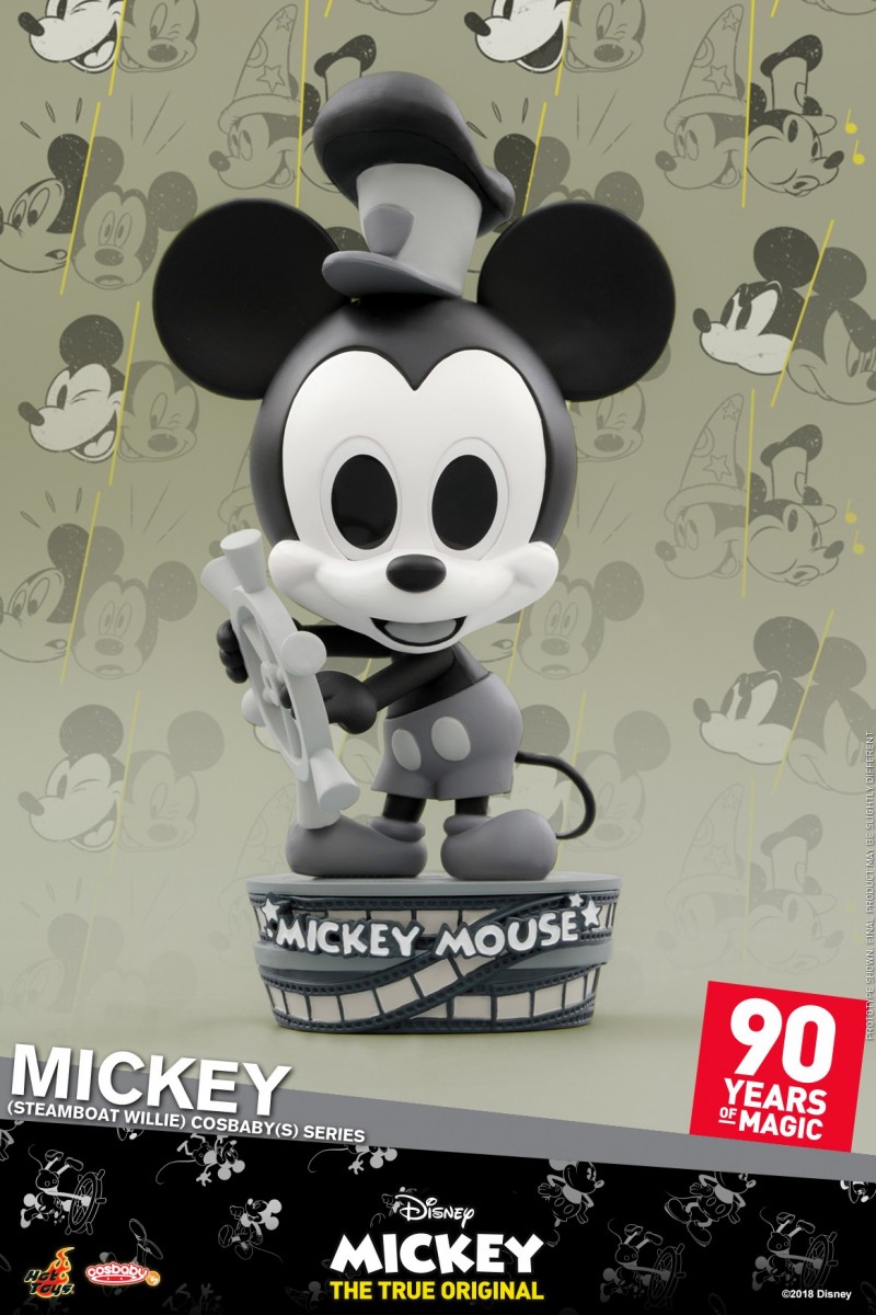 Mickey-Steamboat-Willie_V_02.jpg Mickey-Steamboat-Willie_V_02.jpg