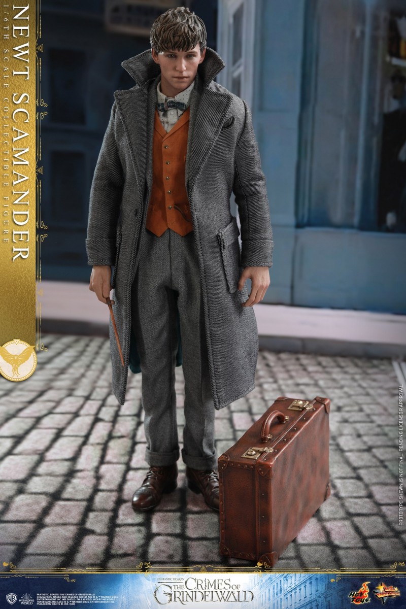 Hot Toys - Fantastic Beasts 2 - Newt Scamander Collectible Figure_PR2.jpg