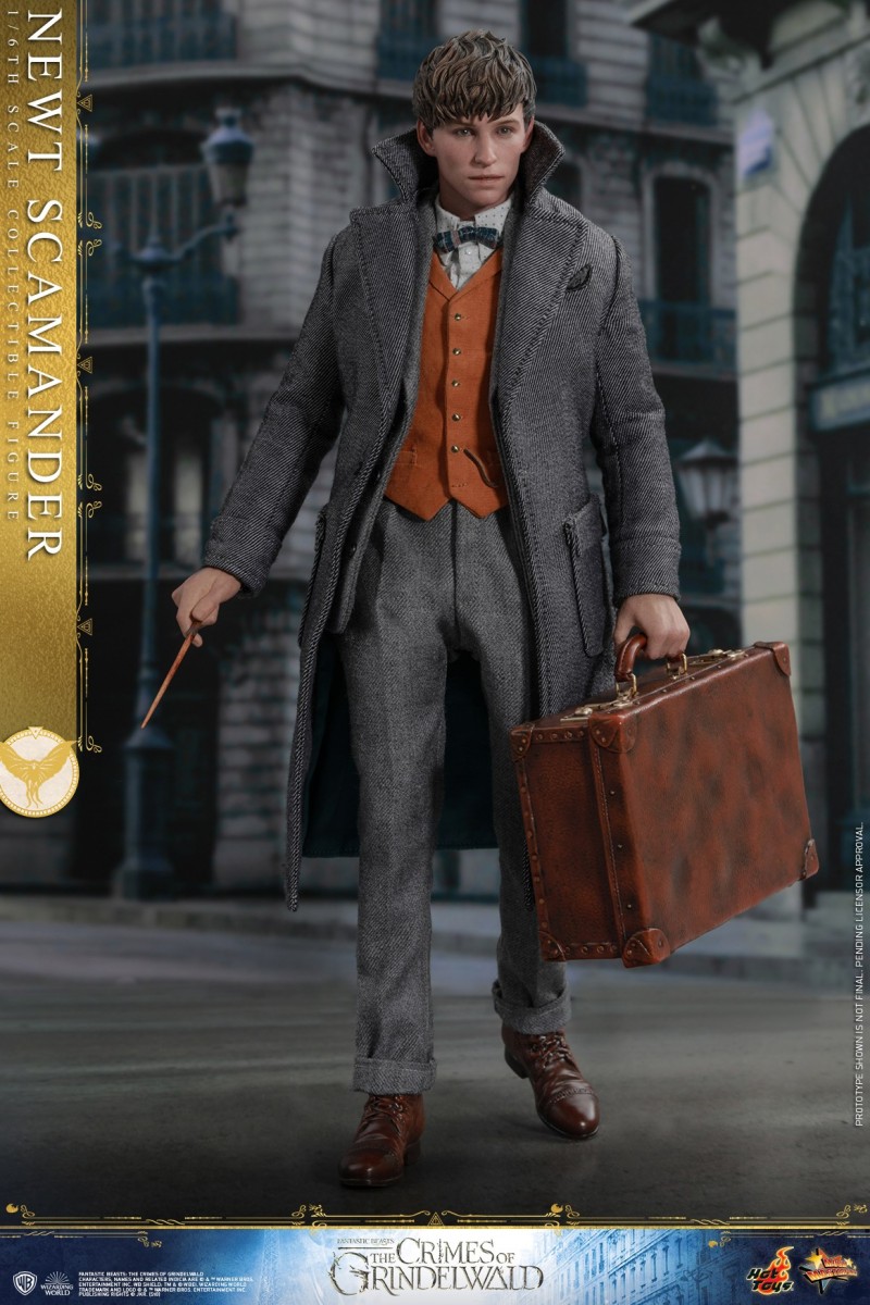 Hot Toys - Fantastic Beasts 2 - Newt Scamander Collectible Figure_PR4.jpg