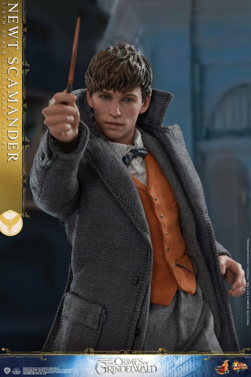 Hot Toys - Fantastic Beasts 2 - Newt Scamander Collectible Figure_PR10.jpg