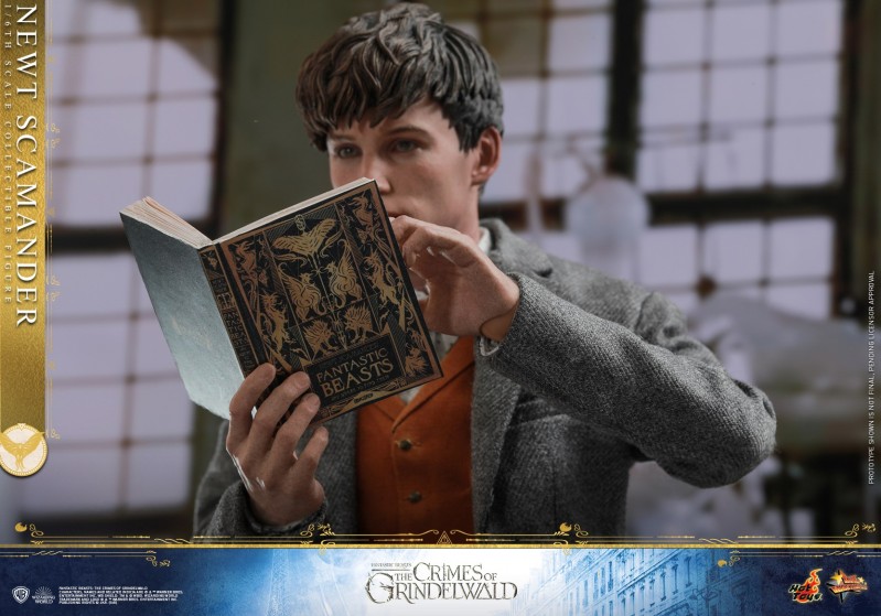 Hot Toys - Fantastic Beasts 2 - Newt Scamander Collectible Figure_PR15.jpg