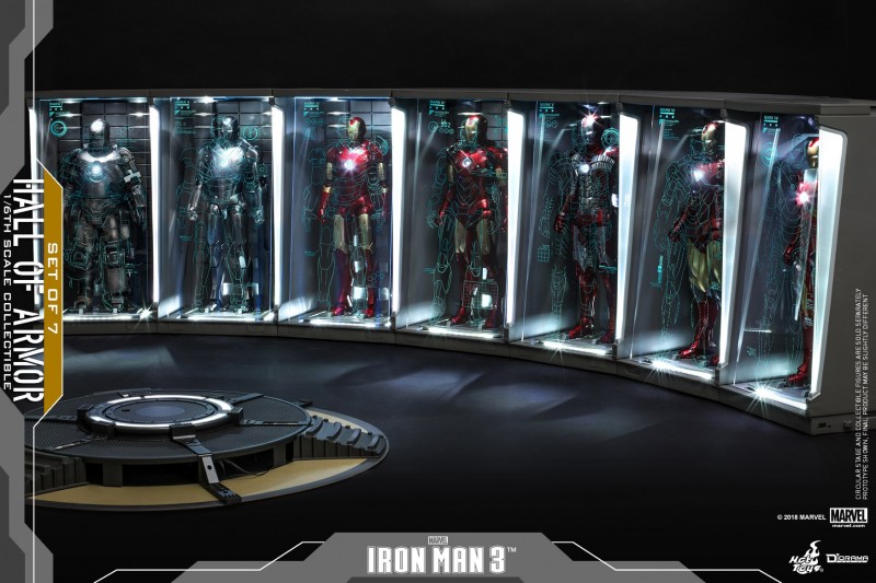 Hot Toys - Iron Man 3 - Hall of Armor (Set of 7)_PR2.jpg