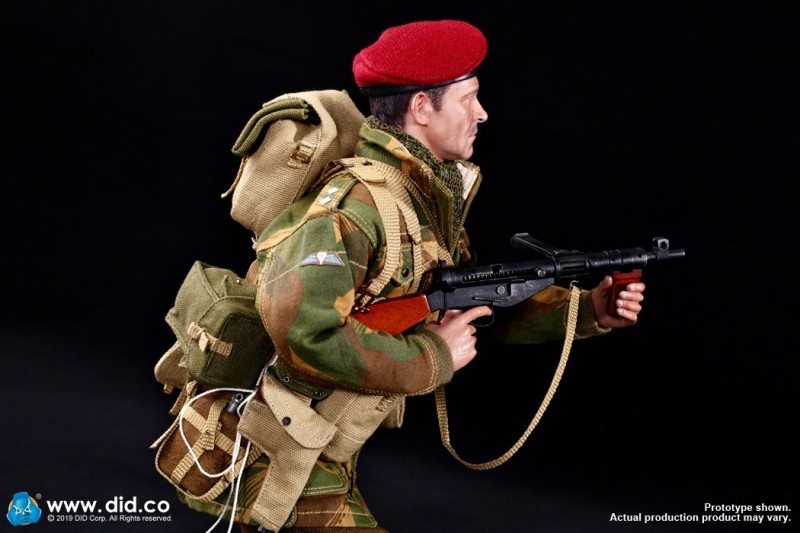 DID K80135 WWII British Airborne Red Devil Commander Roy 29.jpg