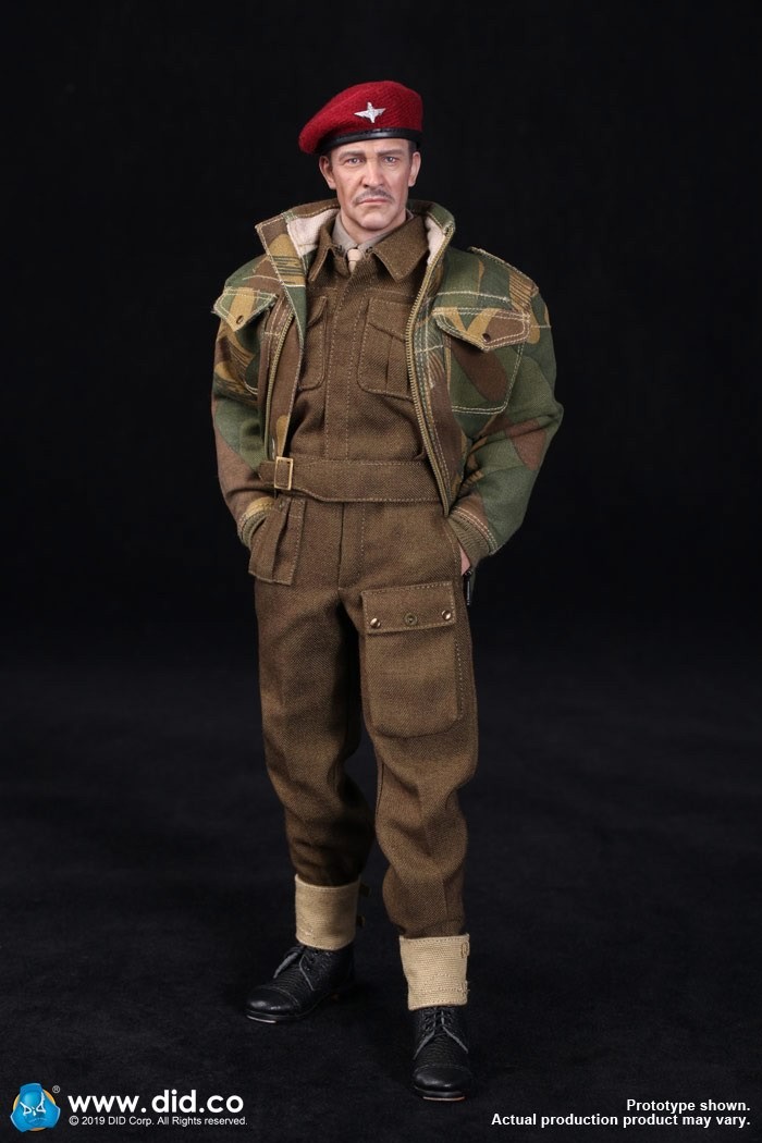 DID K80135 WWII British Airborne Red Devil Commander Roy 62.jpg