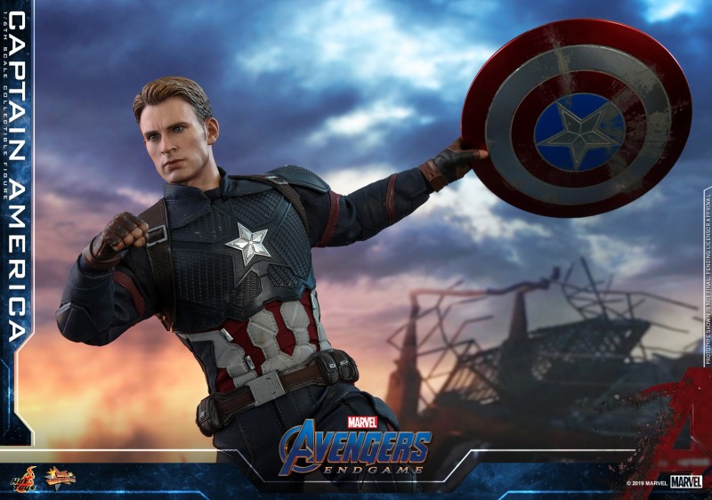 Hot Toys - Avengers 4 - Captain America collectible figure_PR16.jpg
