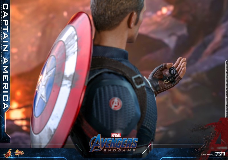 Hot Toys - Avengers 4 - Captain America collectible figure_PR20.jpg