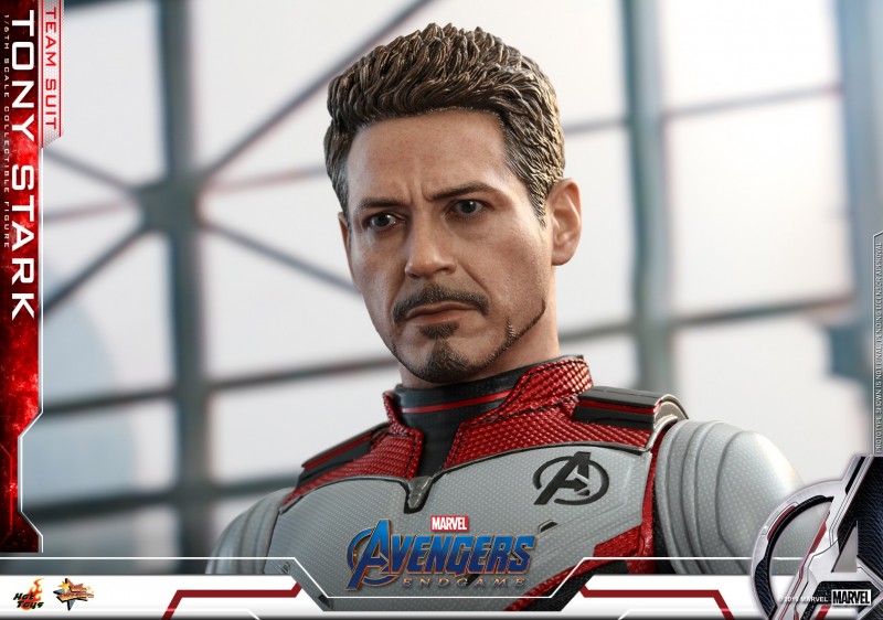 Hot Toys - A4 - Tony Stark (Team Suit) collectible figure_PR15.jpg