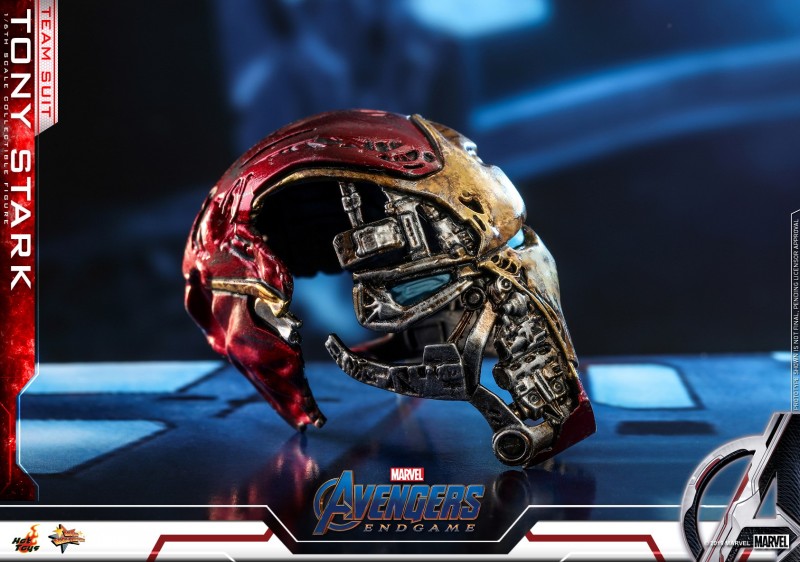 Hot Toys - A4 - Tony Stark (Team Suit) collectible figure_PR18.jpg