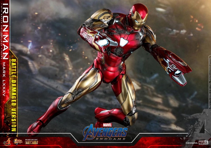 Hot-Toys-A4-Iron-Man-Mark-LXXXV-Battle-Damaged-collectible-figure_PR13.jpg