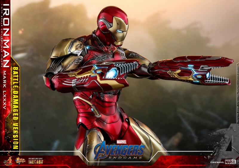 Hot-Toys-A4-Iron-Man-Mark-LXXXV-Battle-Damaged-collectible-figure_PR15.jpg