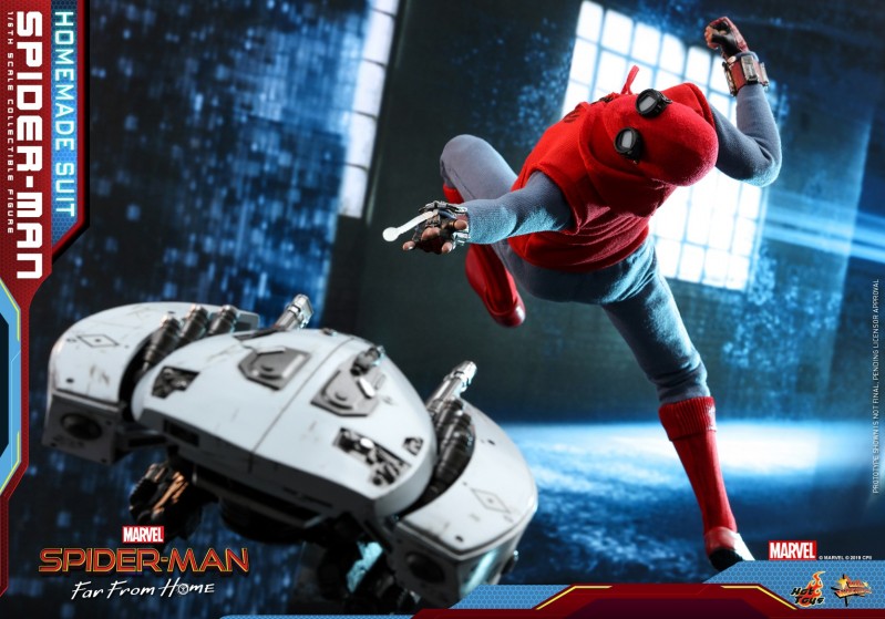 Hot Toys - Spider-man Far From Home - Spider-man (Homemade Suit)_PR13.jpg