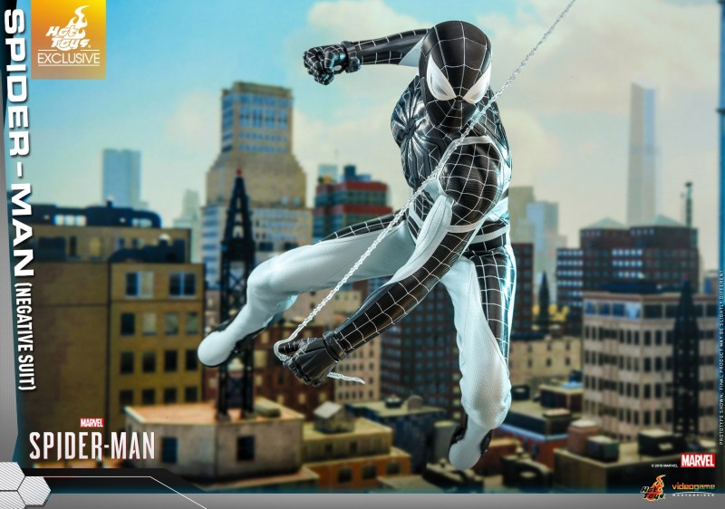 Hot Toys - Marvel Spider-Man - Spider-Man (Negative Suit) collectible figure_PR5.jpg