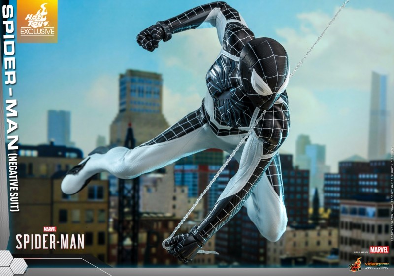 Hot Toys - Marvel Spider-Man - Spider-Man (Negative Suit) collectible figure_PR7.jpg