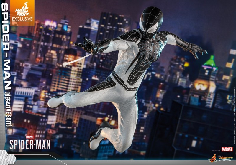 Hot Toys - Marvel Spider-Man - Spider-Man (Negative Suit) collectible figure_PR12.jpg
