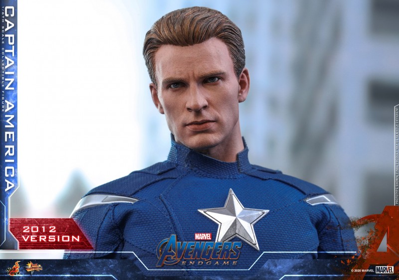 Hot-Toys-A4-Captain-America-2012-Version-Collectible-Figure_PR14.jpg