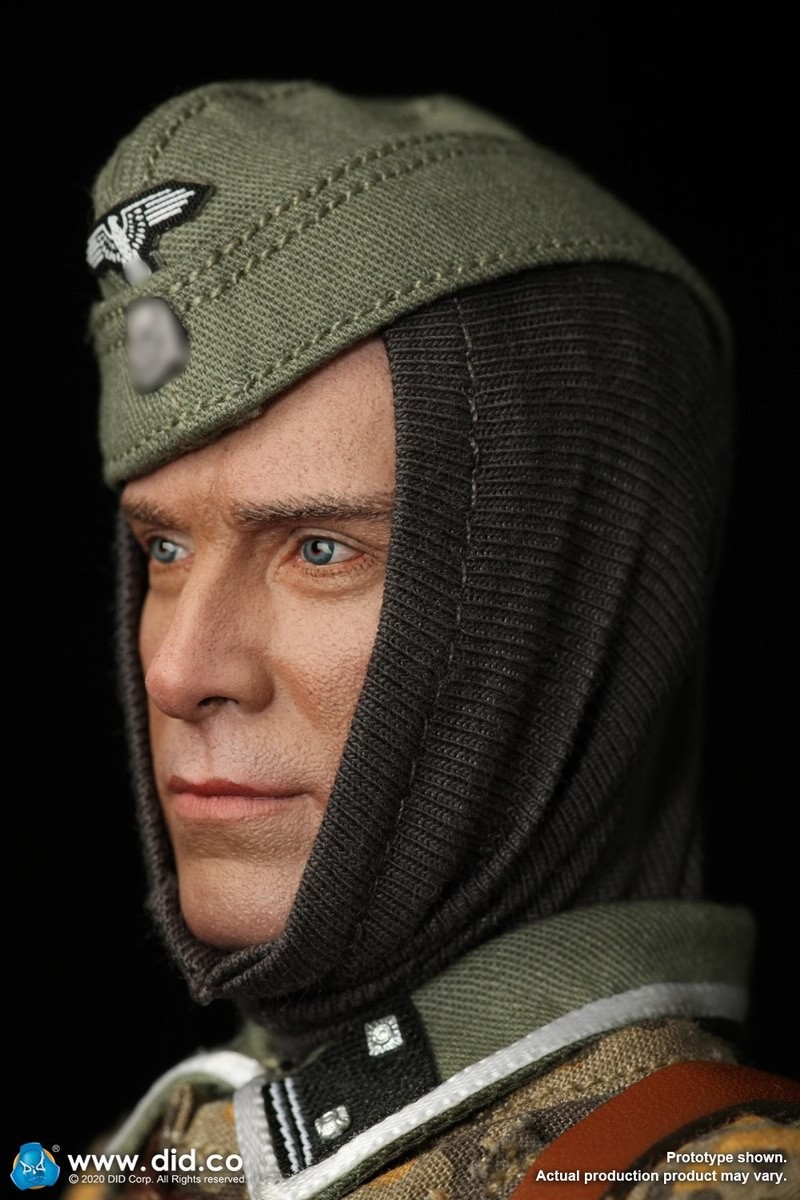 DID-d80143-20th-Waffen-Grenadier-Division-SS-1st-Estonian-Radio-Operator-Matthias-6.jpg DID-d80143-20th-Waffen-Grenadier-Division-SS-1st-Estonian-Radio-Operator-Matthias-6.jpg