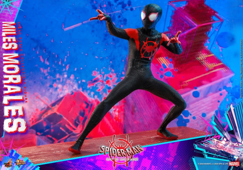 Hot Toys - Spider-Man into the Spider Verse - Miles Morales collectible figure_PR23.jpg