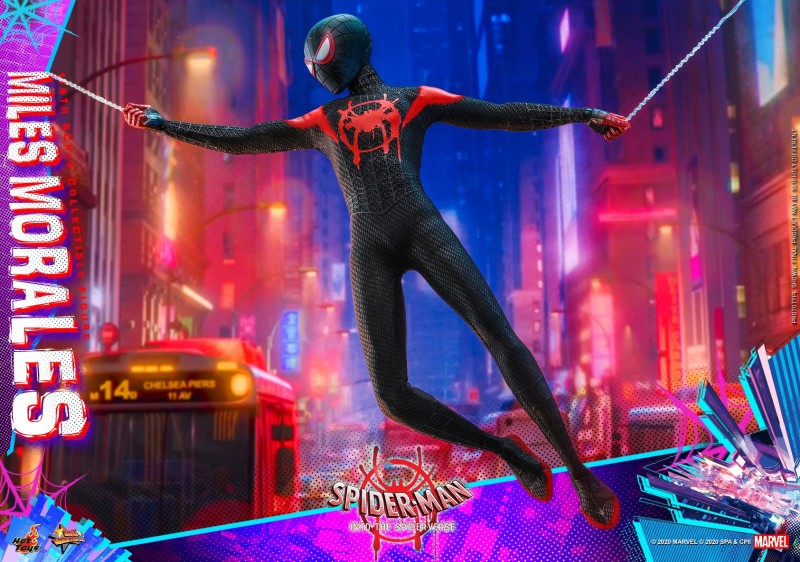 Hot Toys - Spider-Man into the Spider Verse - Miles Morales collectible figure_PR22.jpg