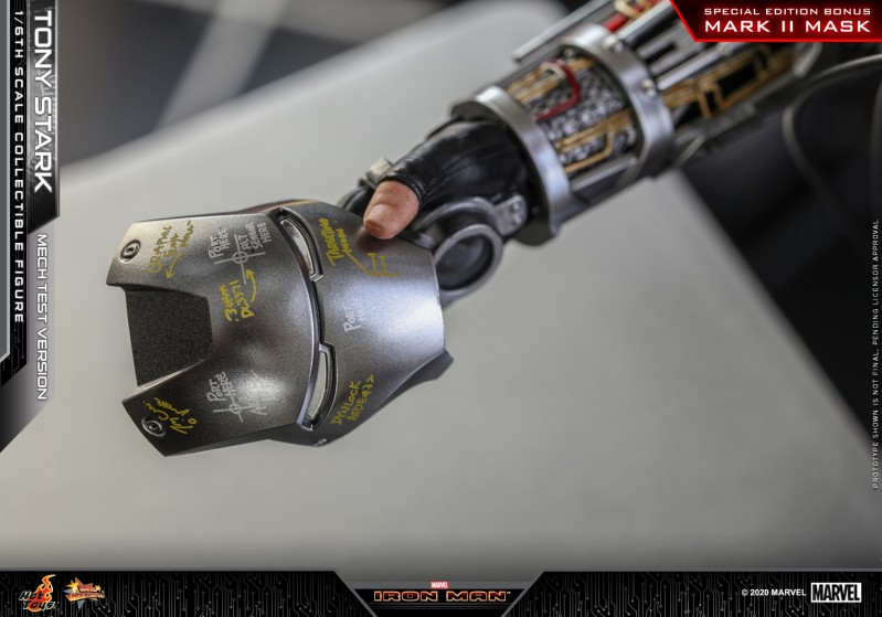 Hot Toys - IM - Tony Stark (Mech Test Version) collectible figure_PR6.jpg