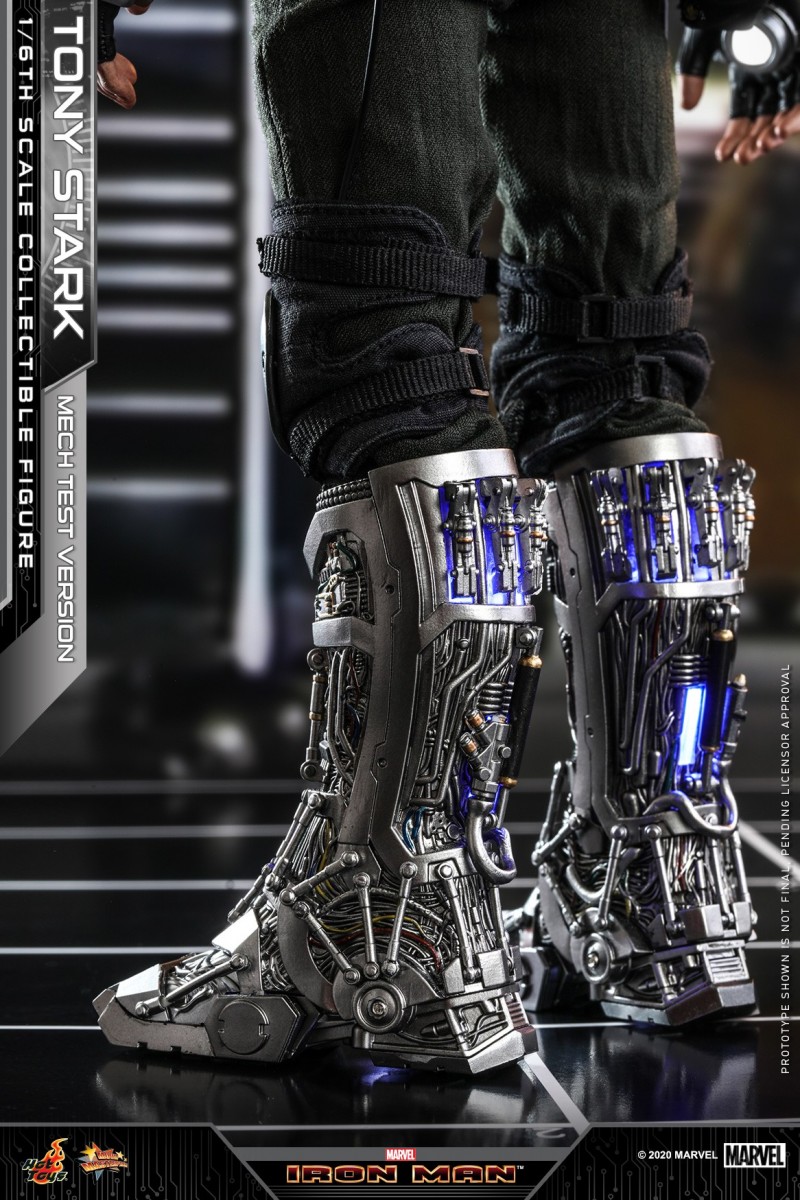 Hot Toys - IM - Tony Stark (Mech Test Version) collectible figure_PR11.jpg