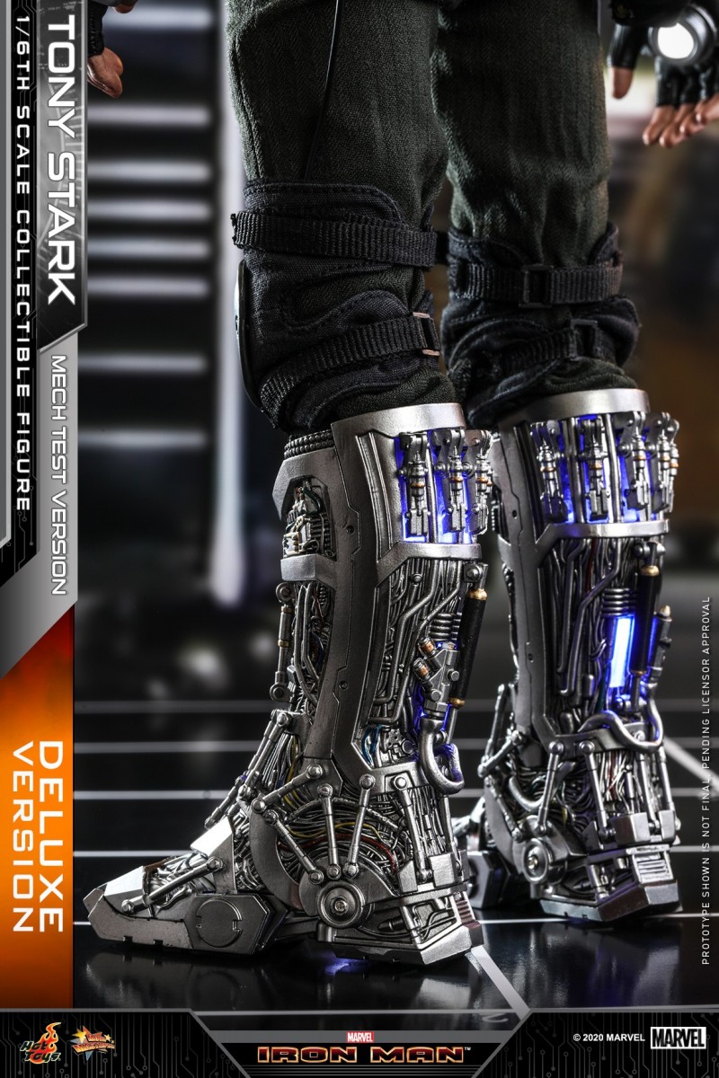 Hot Toys - IM - Tony Stark (Mech Test Version) collectible figure (Deluxe)_PR17.jpg