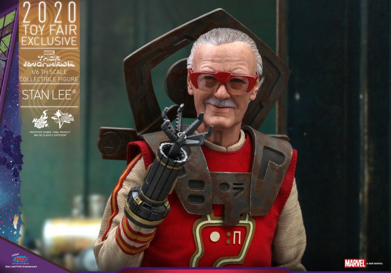 Hot Toys - Thor 3 - Stan Lee collectible figure_PR16.jpg