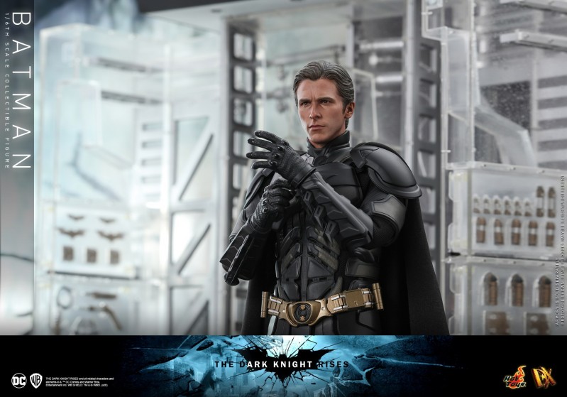 Hot Toys - TDKR - Batman collectible figure_PR16.jpg Hot Toys - TDKR - Batman collectible figure_PR16.jpg