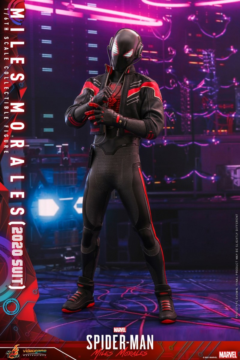 Hot Toys - SMMM - Miles Morales (2020 Suit) collectible_PR1.jpg