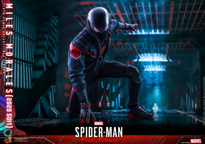 Hot Toys - SMMM - Miles Morales (2020 Suit) collectible_PR18.jpg