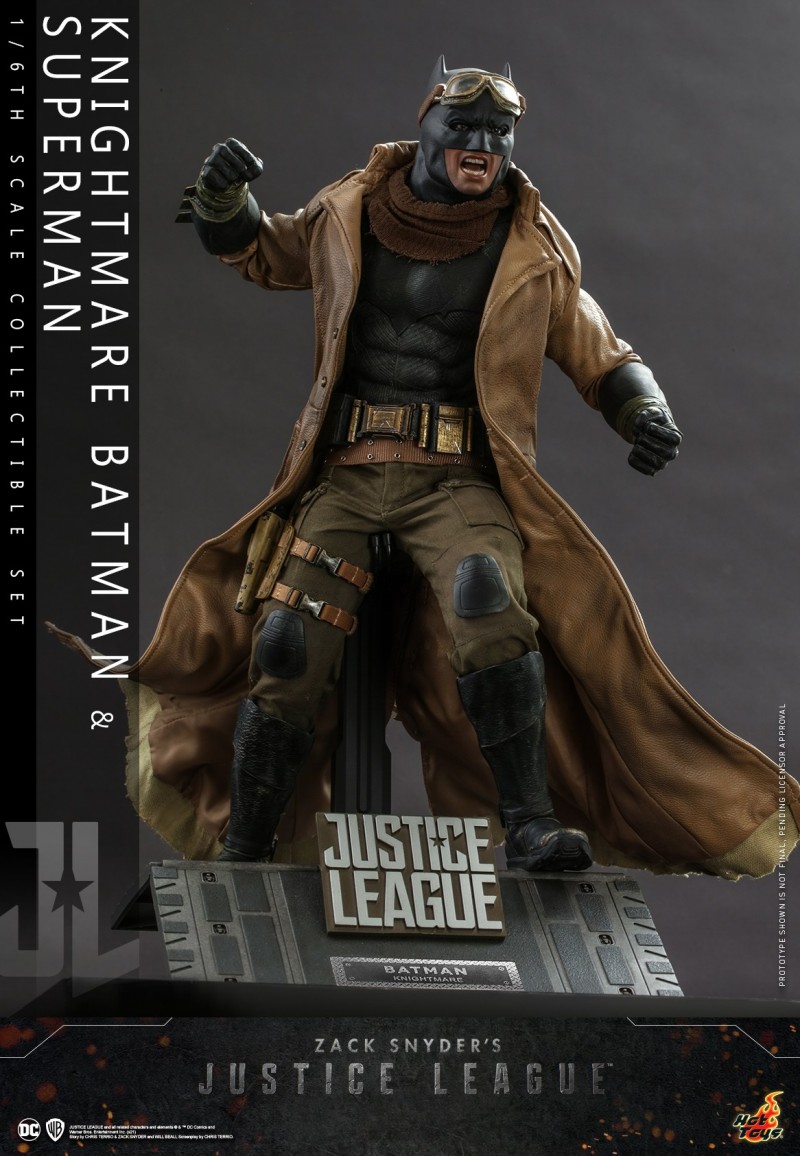 Hot Toys - Zack Snyder Justice League - Knightmare Batman and Superman Collectib.jpg