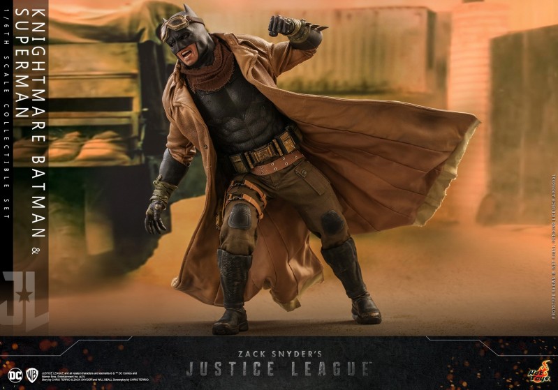 Hot Toys - Zack Snyder Justice League - Knightmare Batman and Superman Collectib.jpg
