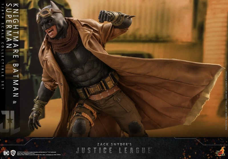 Hot Toys - Zack Snyder Justice League - Knightmare Batman and Superman Collectib.jpg