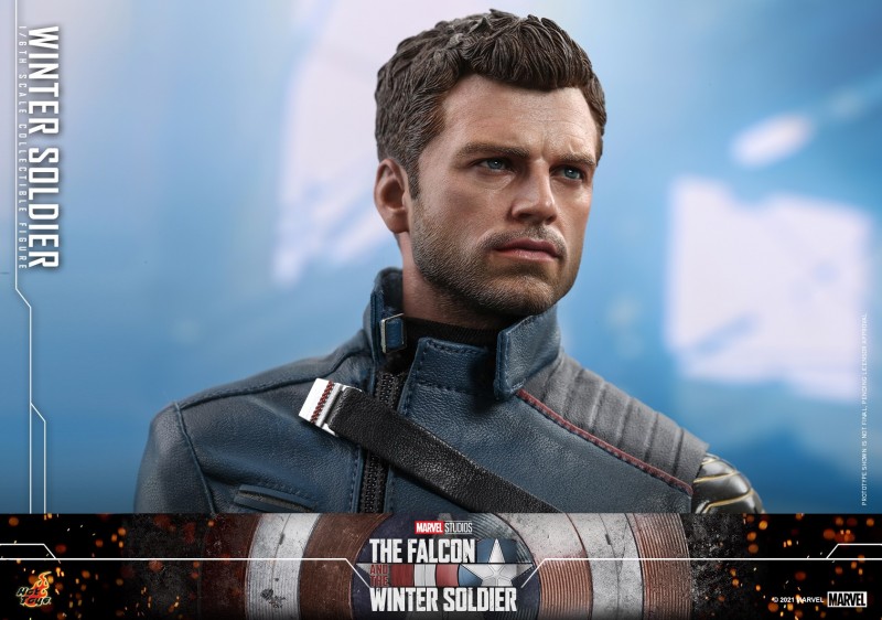 Hot Toys - Falcon and Winter Soldier - Winter Soldier collectible figure_PR16.jpg