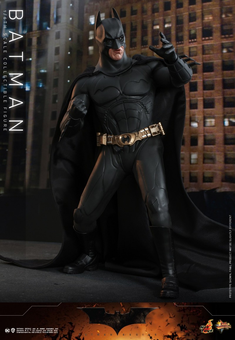 Hot Toys - Batman Begins - Batman collectible figure_PR4.jpg