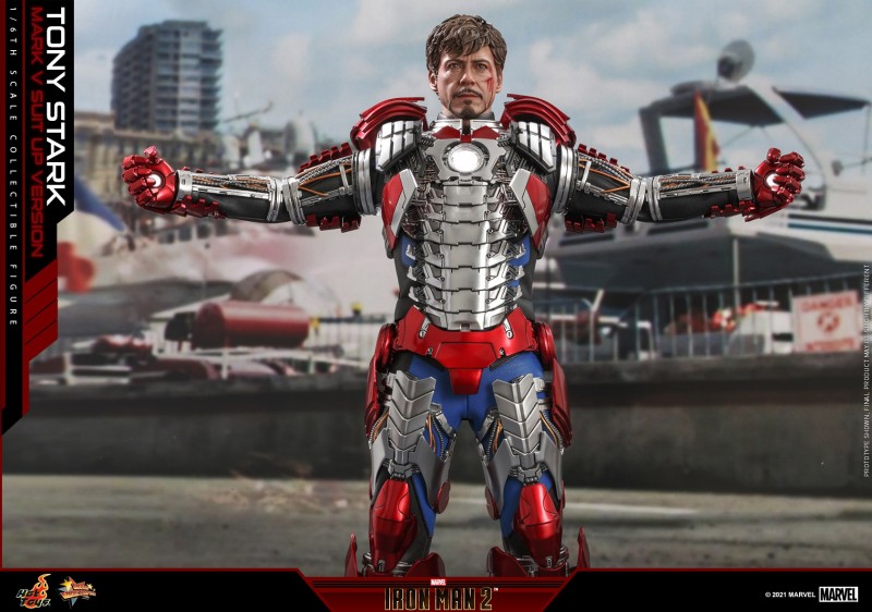Hot Toys - IM2 - Tony Stark (Mark V Suit Up Version) collectible figure_PR11.jpg