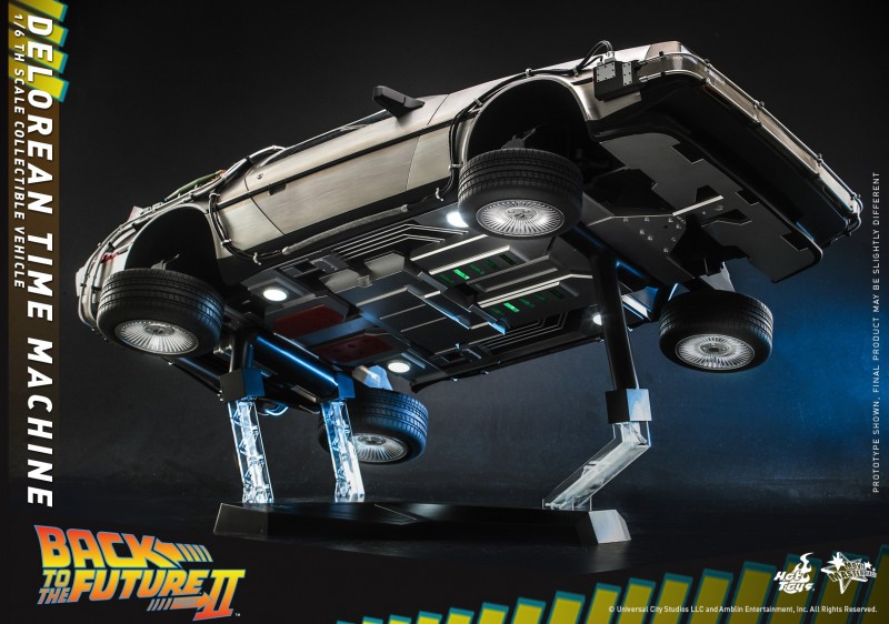Hot Toys - BTTFII - DeLorean Time Machine collectible vehicle_PR17.jpg