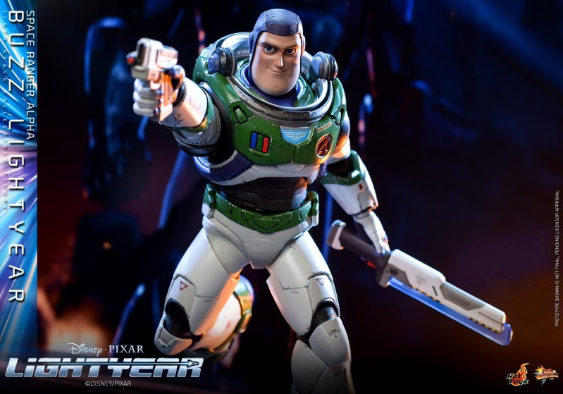 Hot Toys - LY - Buzz Lightyear collectible figure_PR10.jpg