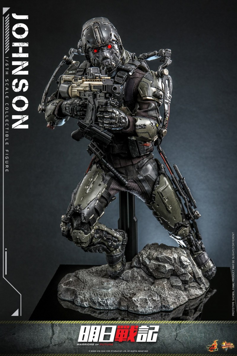 Hot Toys - Warriors of Future - Johnson collectible figure_PR2.jpg
