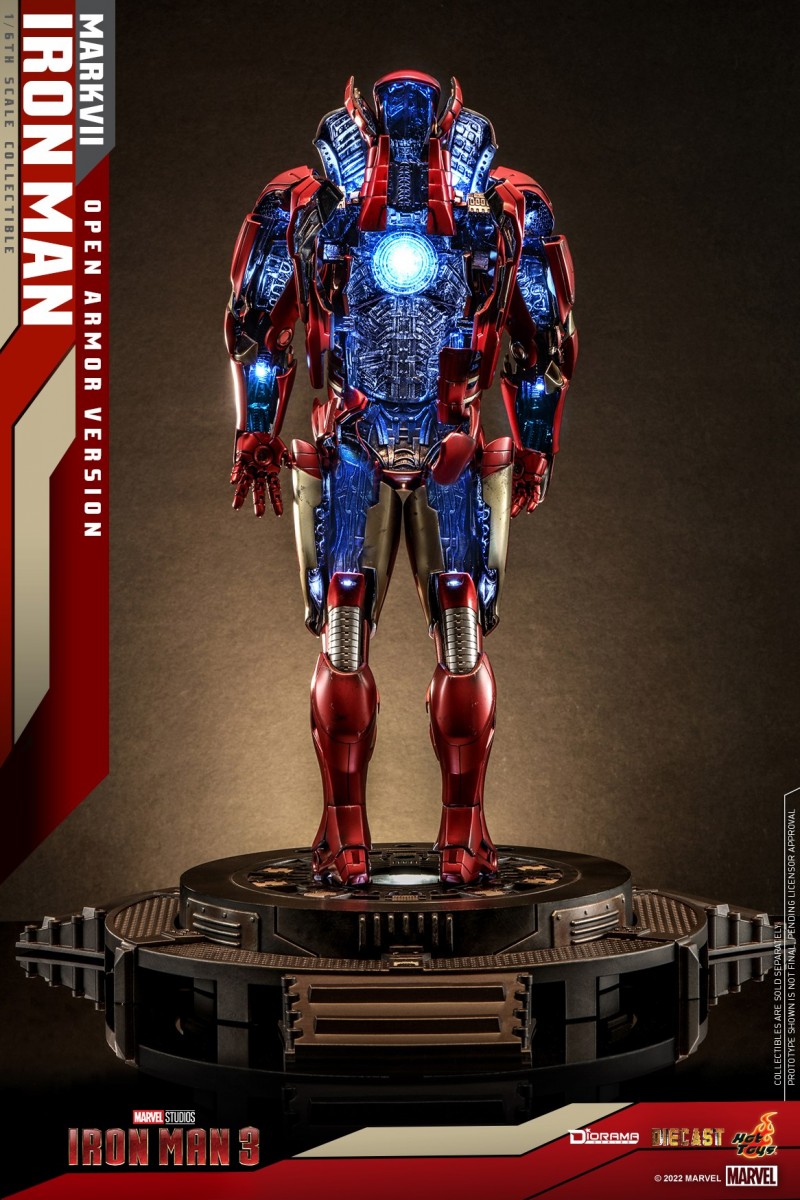Hot Toys - IM3 - IM Mark VII (Open Armor Ver.) collectible_PR2.jpg