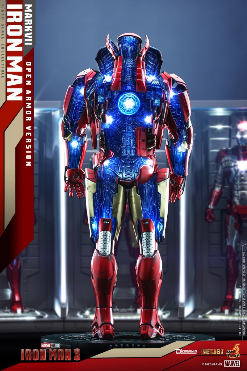 Hot Toys - IM3 - IM Mark VII (Open Armor Ver.) collectible_PR1.jpg