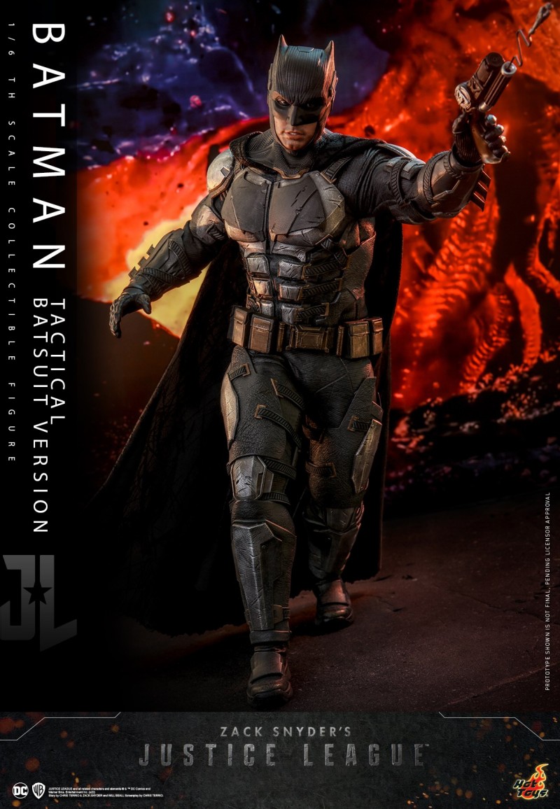 Hot Toys - ZSJL - Batman (Tactical Batsuit) collectible figure_PR8.jpg