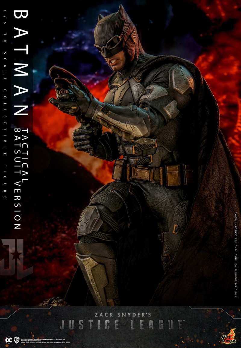 Hot Toys - ZSJL - Batman (Tactical Batsuit) collectible figure_PR10.jpg
