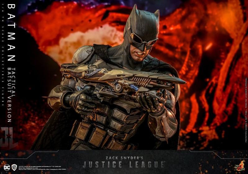 Hot Toys - ZSJL - Batman (Tactical Batsuit) collectible figure_PR14.jpg