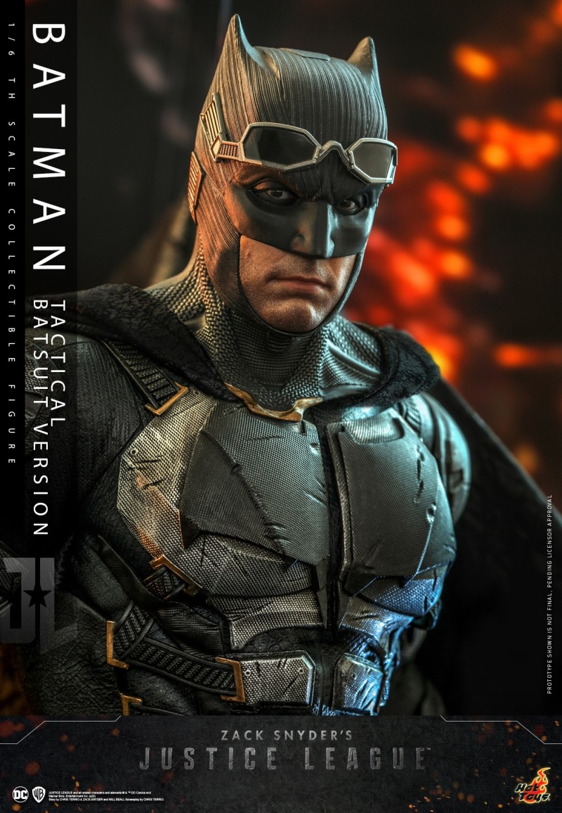 Hot Toys - ZSJL - Batman (Tactical Batsuit) collectible figure_PR17.jpg