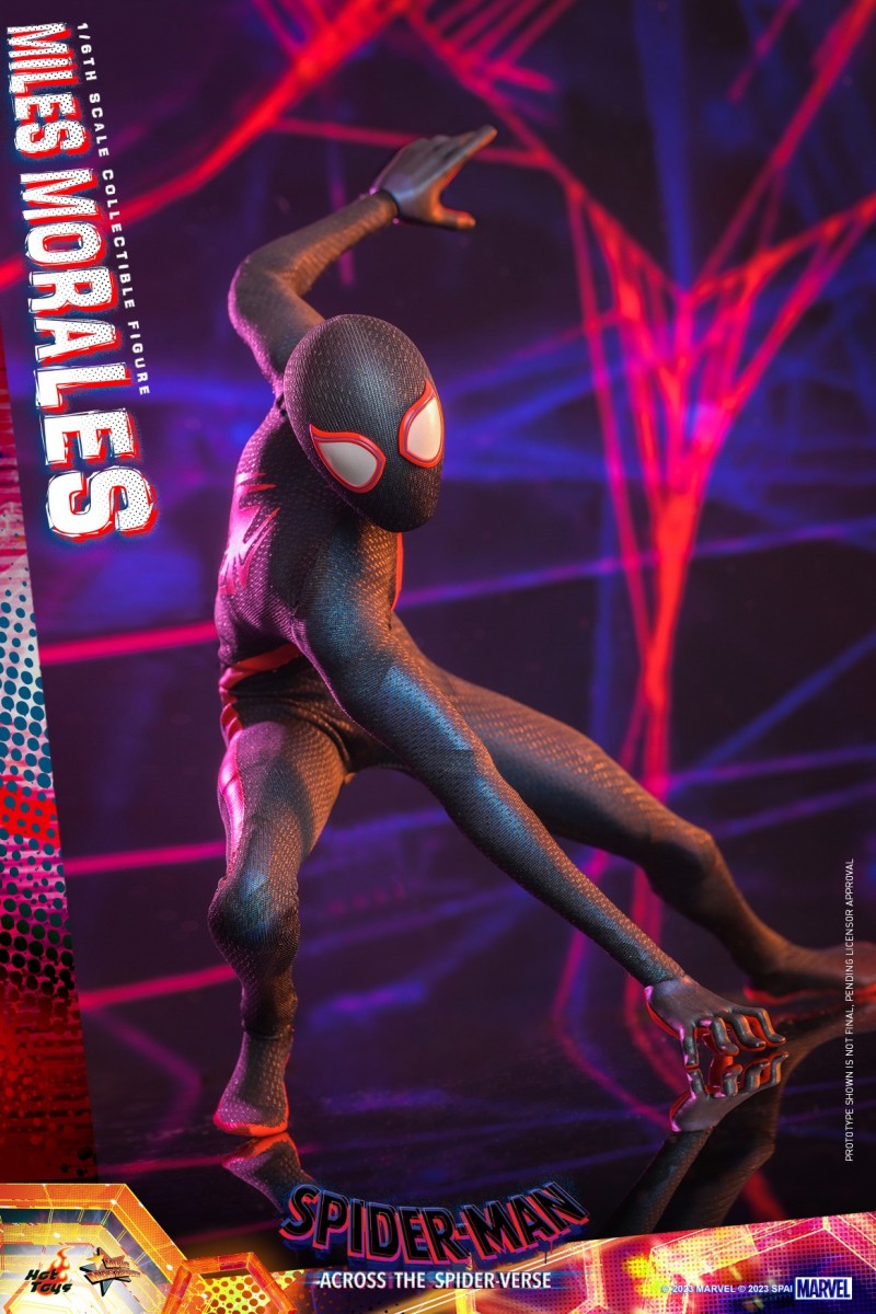 Hot Toys - SMASV - Miles Morales collectible figure_PR4.jpg